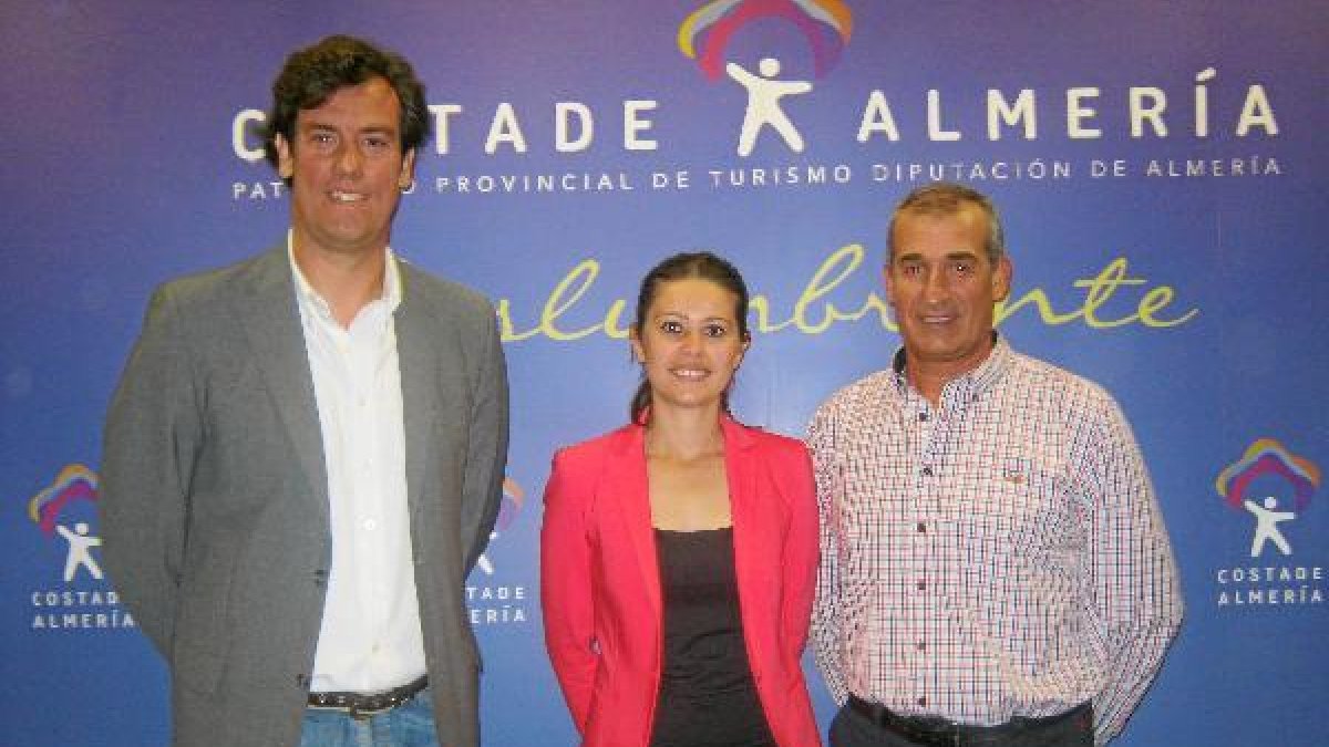 Acto de presentacióno,469px);}