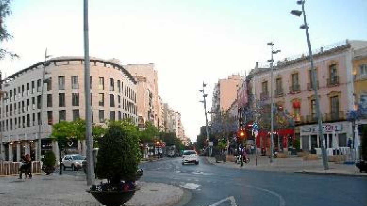 La Puerta de Purchena ofrecía este aspecto propio de un domingo cualquiera.tyle>.apqj{posi
