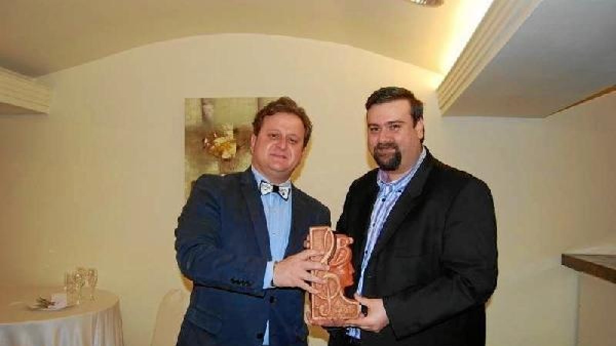 Recepción del premio.o,469px);}