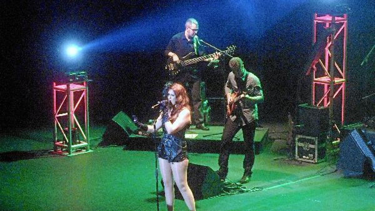 El grupo durante su actuación del pasado sábado.e;clip:rect(469