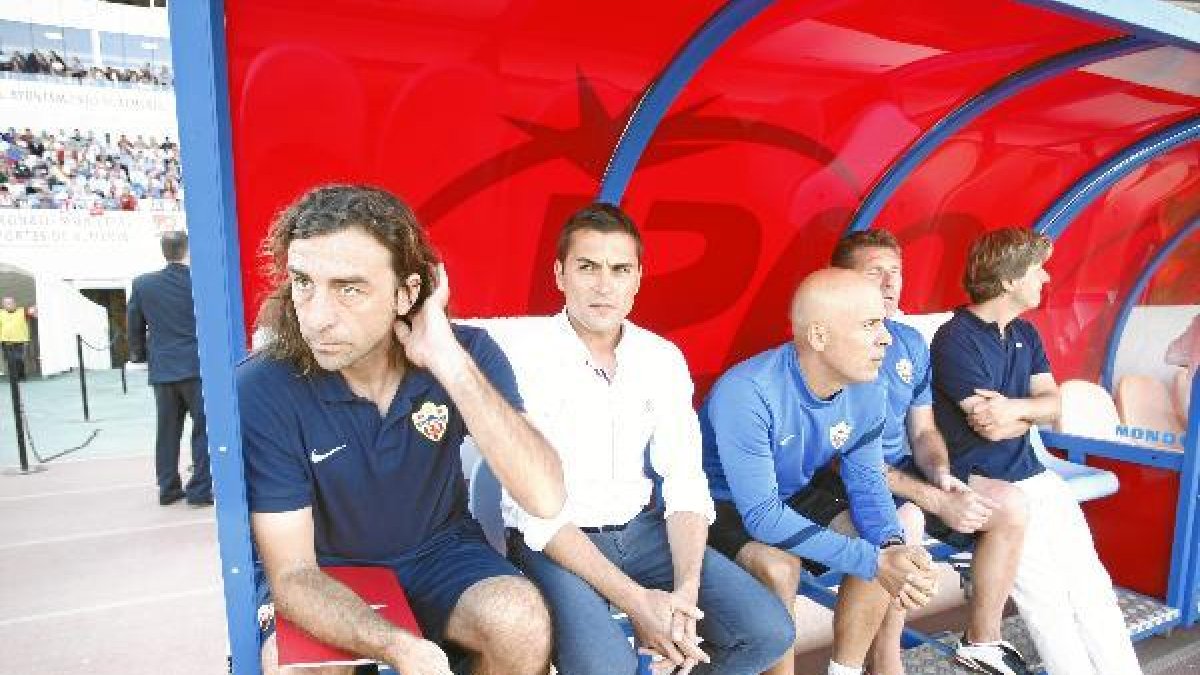 Francisco se ha ganado la continuidad.x,auto,au