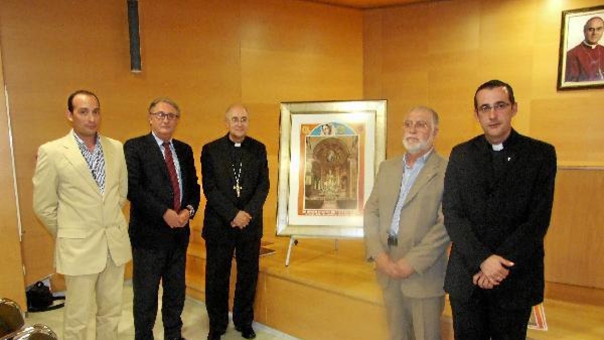 Cartel El hermano mayor, alcalde de Cuevas, obispo, autor del cartel y párroco.tyle>.apqj{
