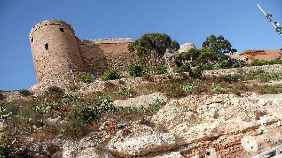 Zona del Mesón Gitanoo,469px);}