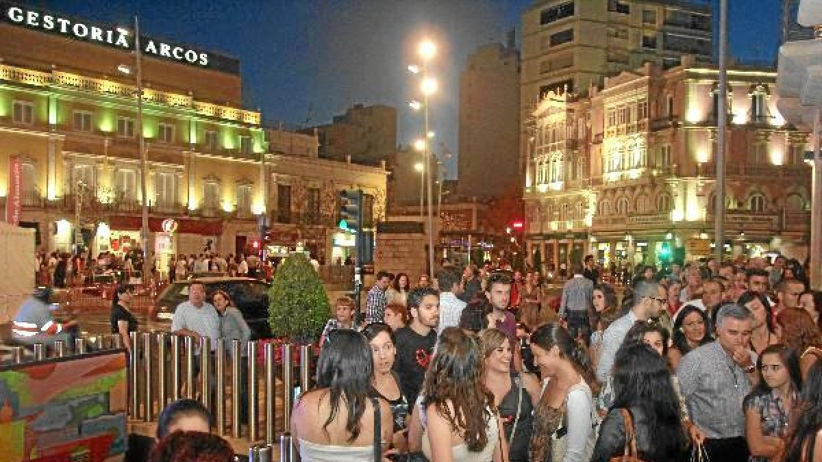 Primera edición Noche en Blancoo,469p