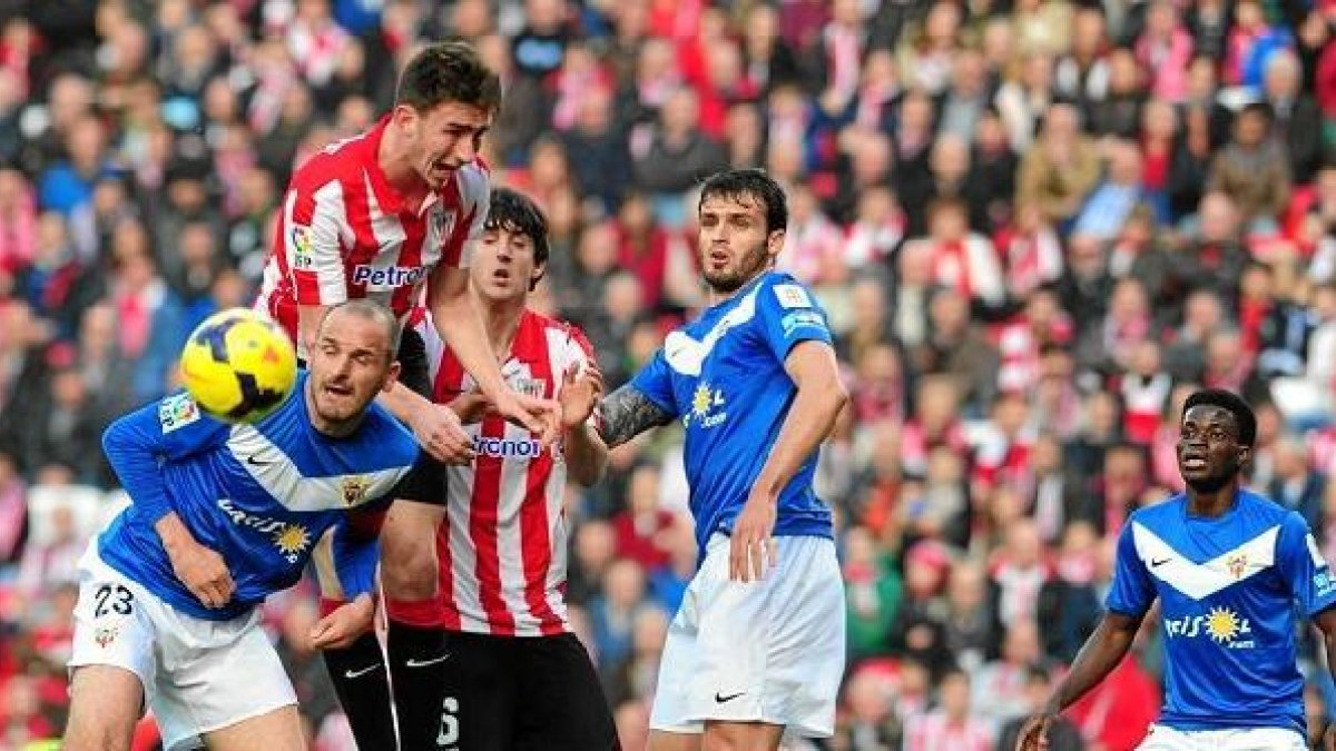 No hubo color en la primera vuelta.o,