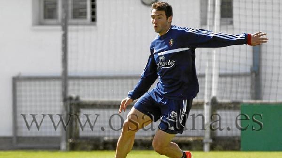 Marc Beltrán en la sesión de entrenamiento de hoy.e;clip:rect(4