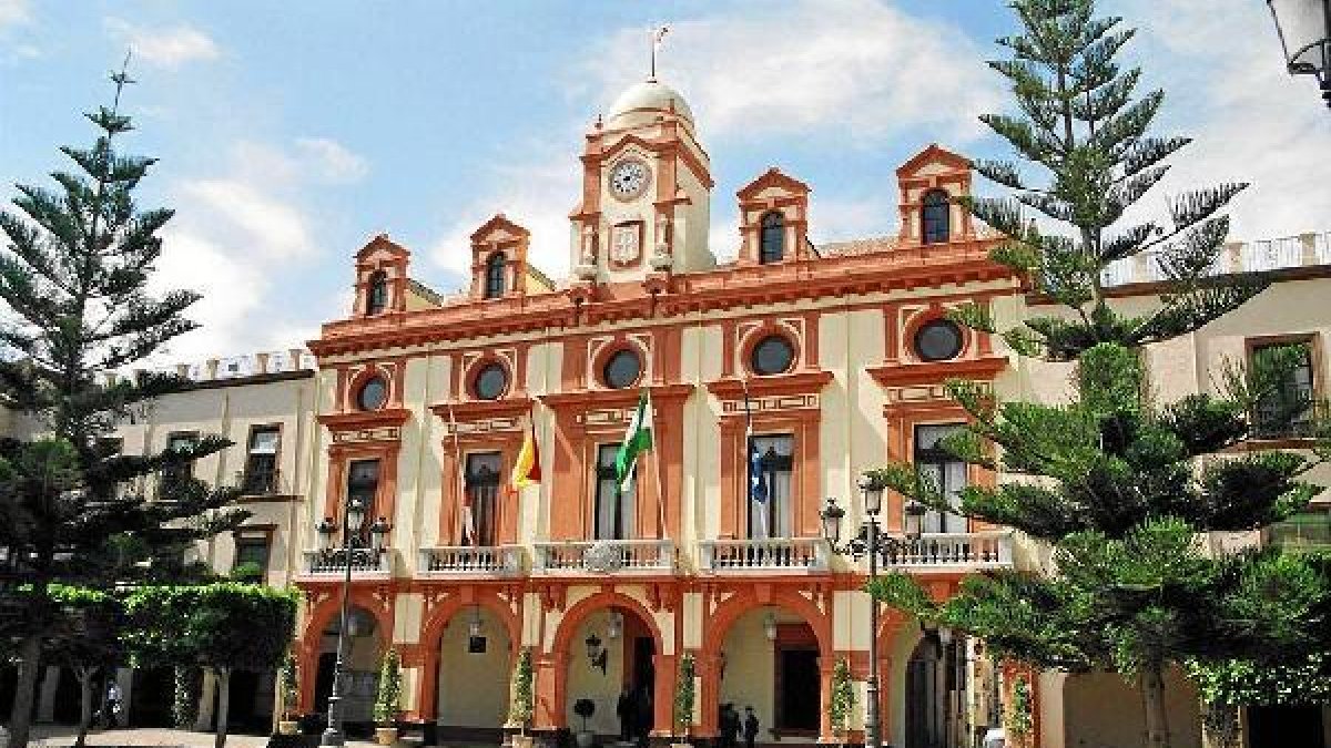 Fachada Ayuntamiento de Almeríao,469p