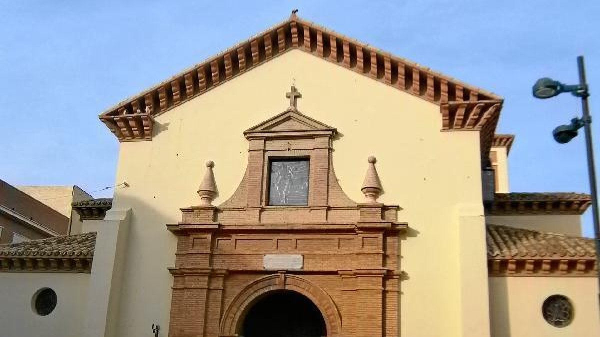 La comunión simultánea supone para la familia un ahorro económico.tyle>.apqj{position:abso