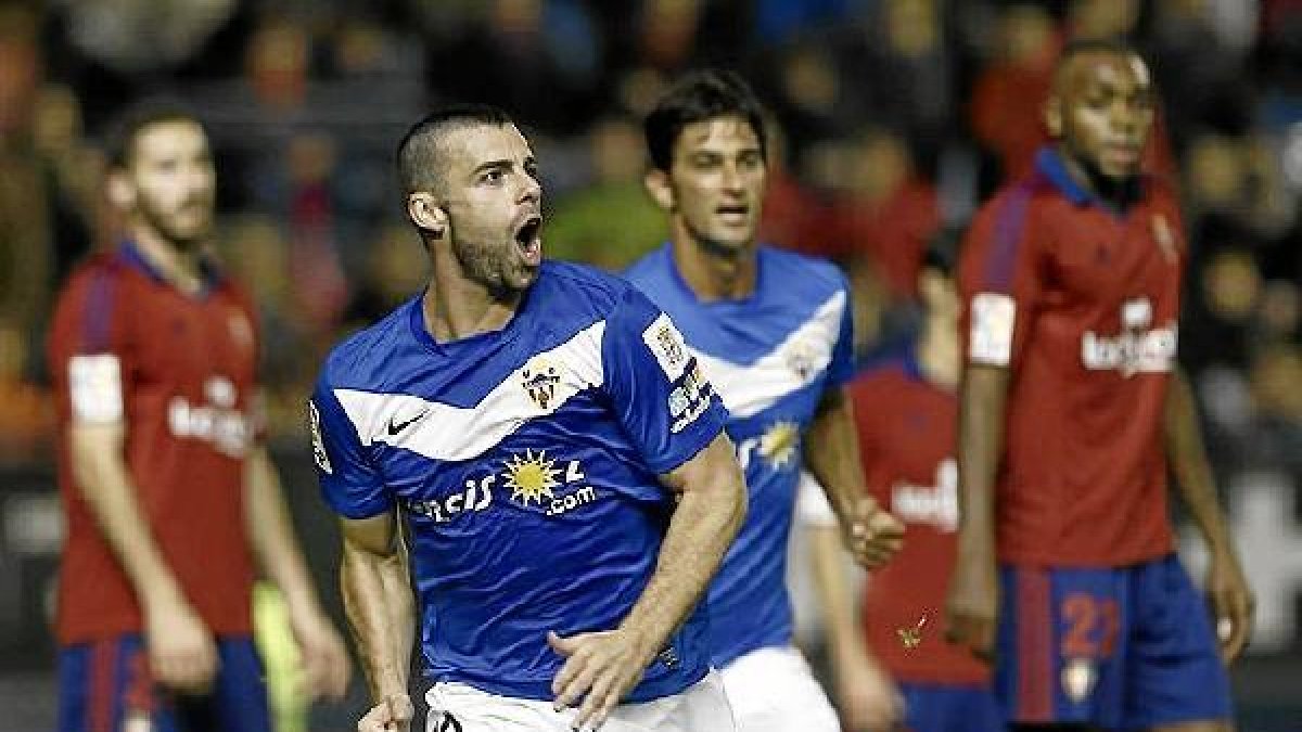 Rodri marcó en El sadar el gol de la victoria para el Almería.e