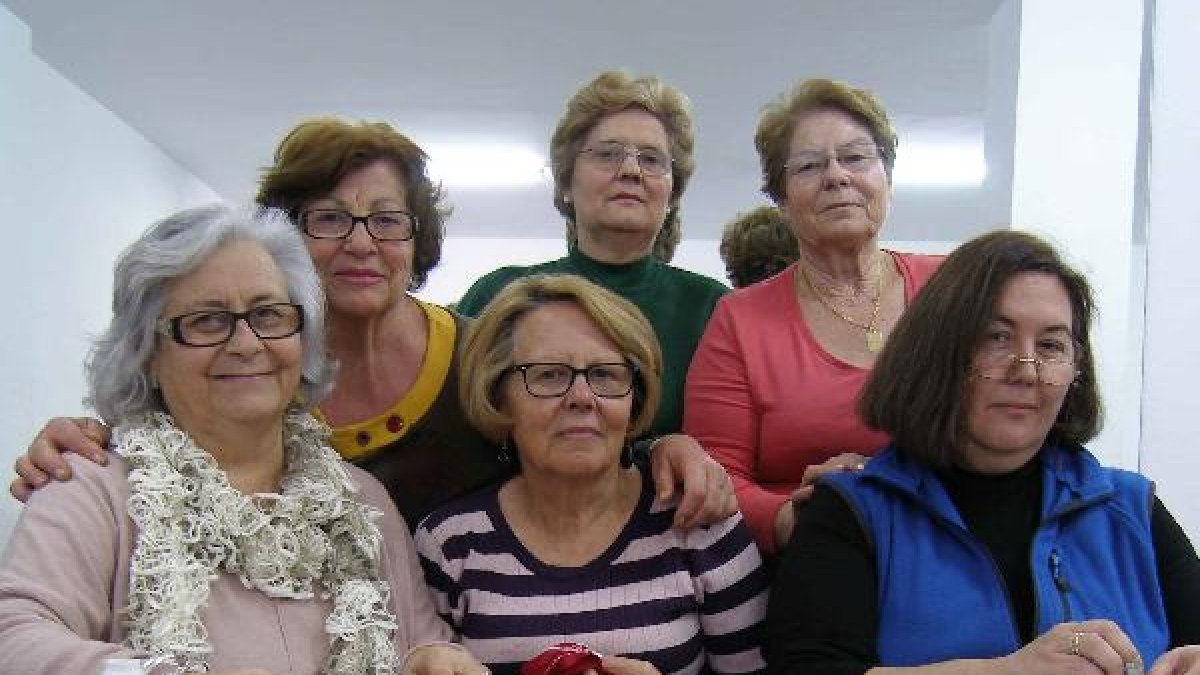 Integrantes del taller Retales y Puntillas de El Parador.e;clip