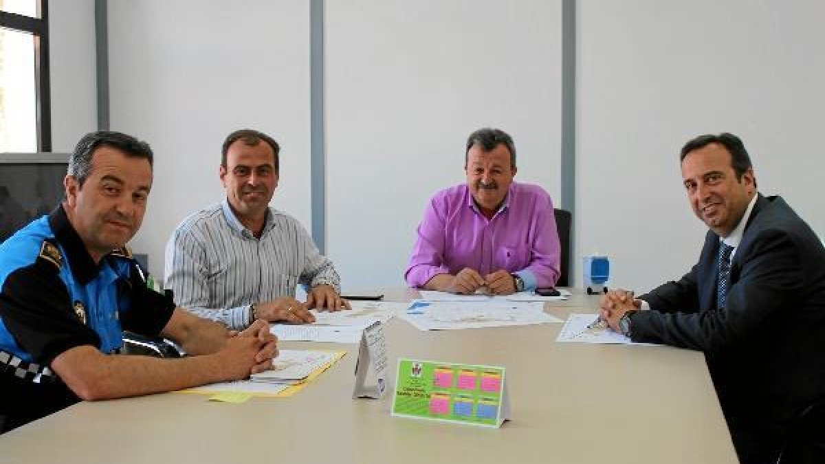 Reunión con el jefe provincial de Tráfico. x,au