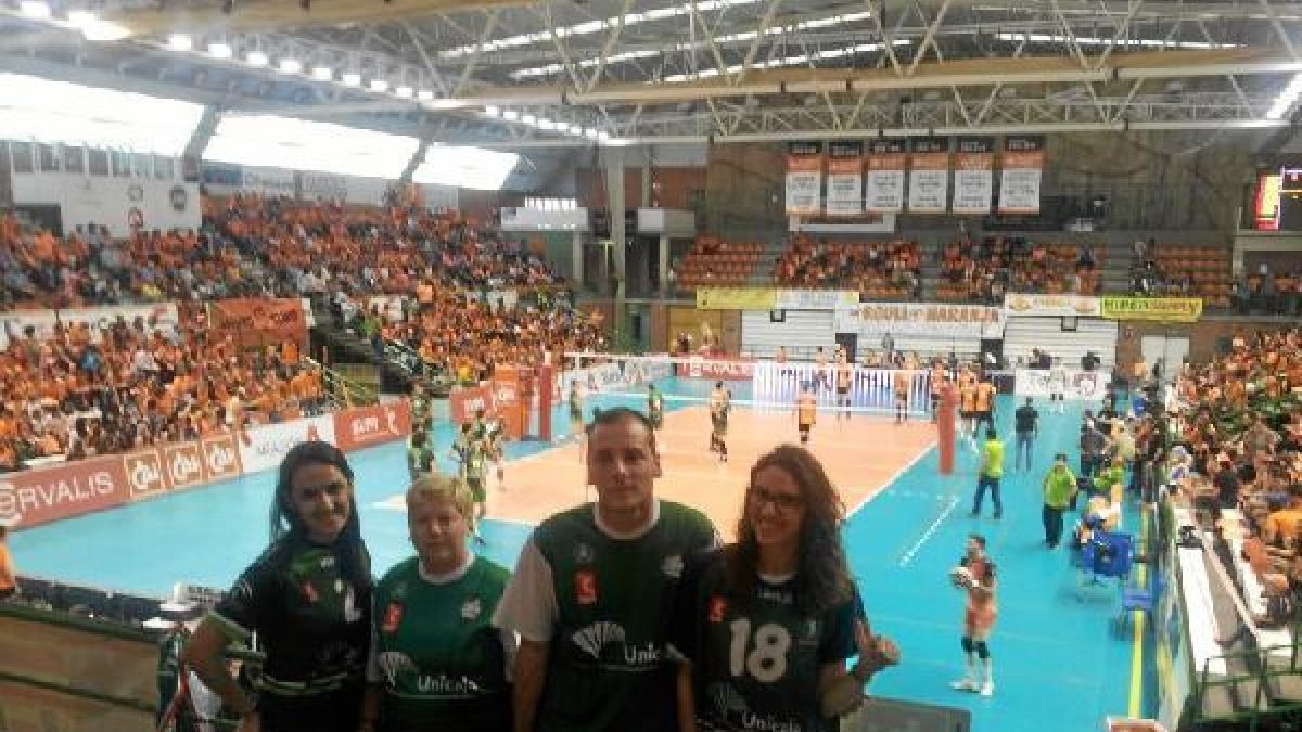 La Peña La Unión estuvo en Teruel apoyando a Unicaja.e;clip:rec