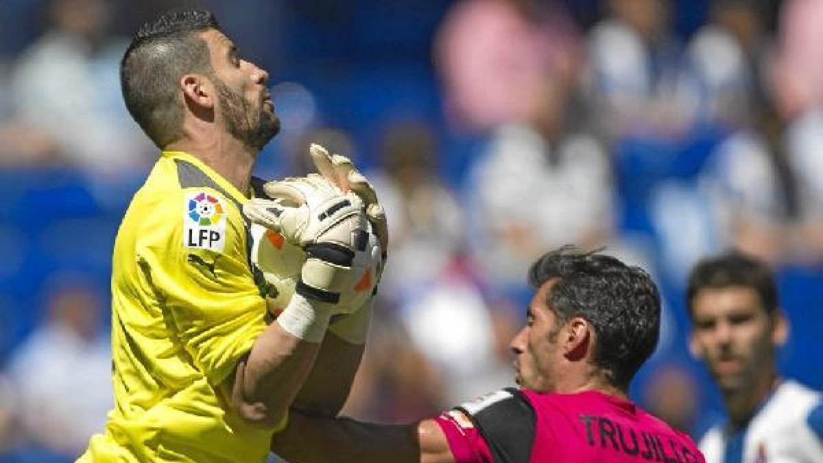 Trujillo será la gran novedad en el eje de la defensa.e;clip:re