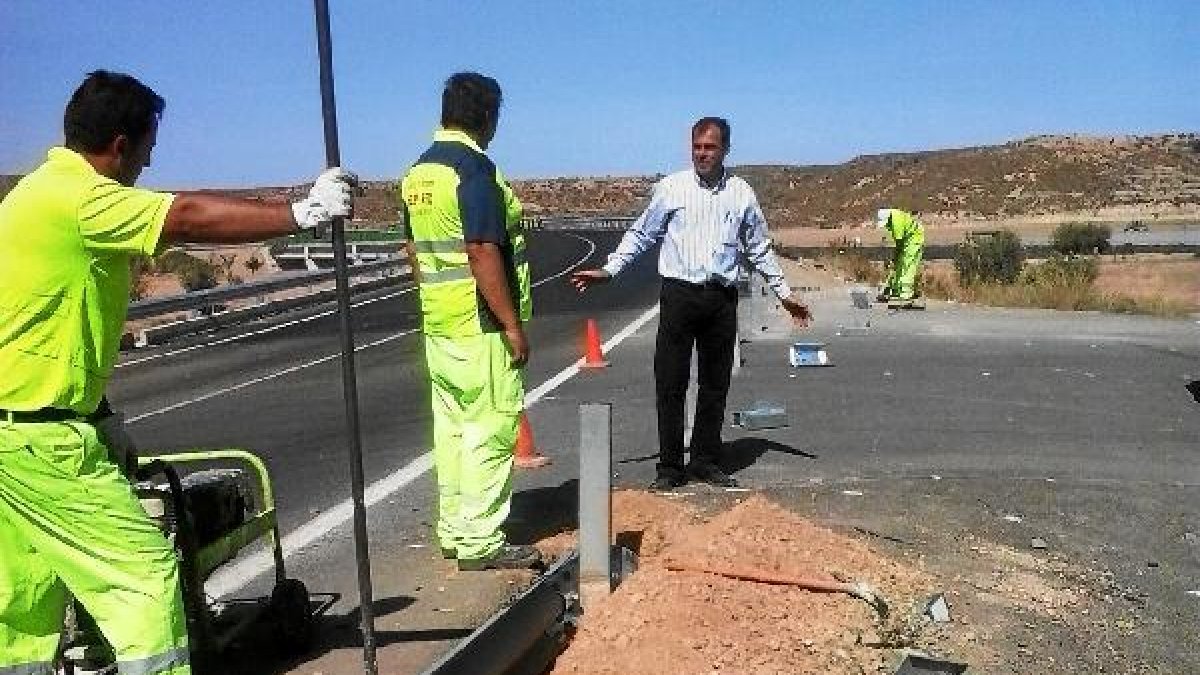 Momento de la reapertura al tráfico del camino.