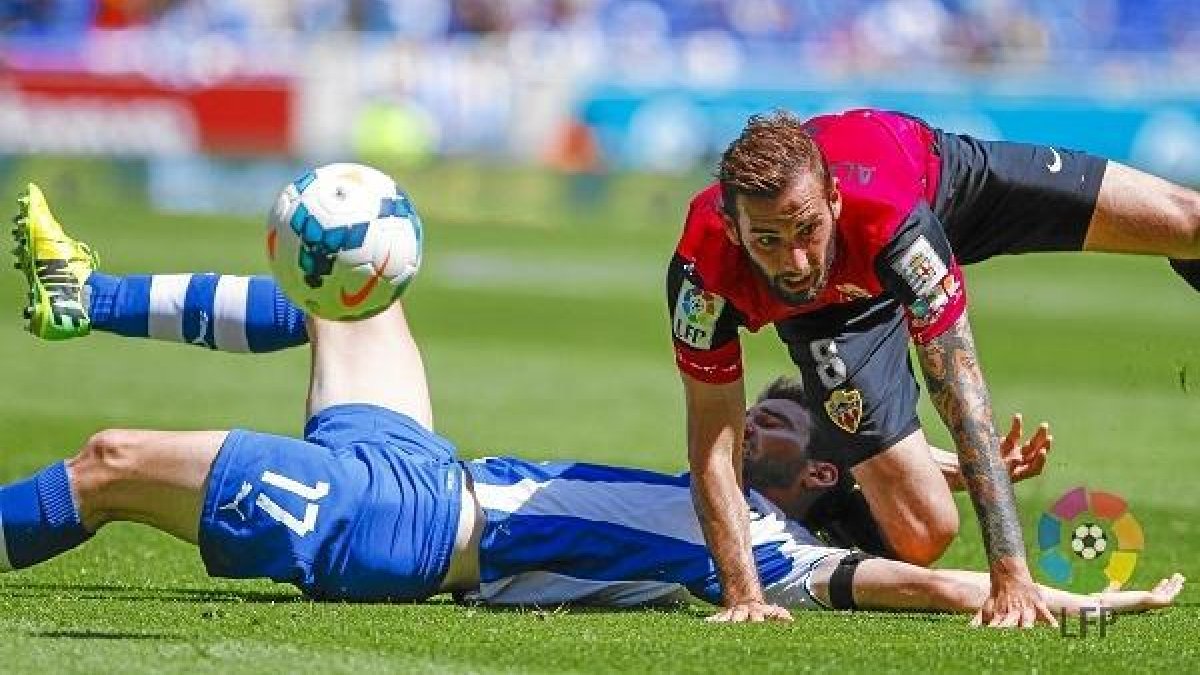 El equipo almeriense remontó en Cornellá-El Prat y aumentó las opciones de quedarse en Primera Divis