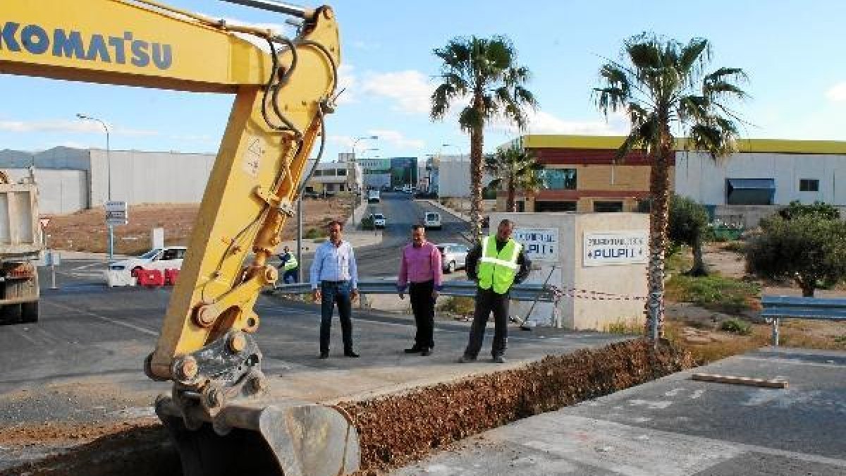 El alcalde en su visita a las obras.o
