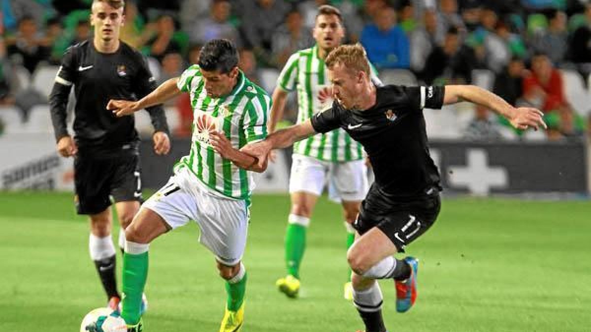 El Betis bajó matemáticamente ante la Real Sociedad.e;clip:rect
