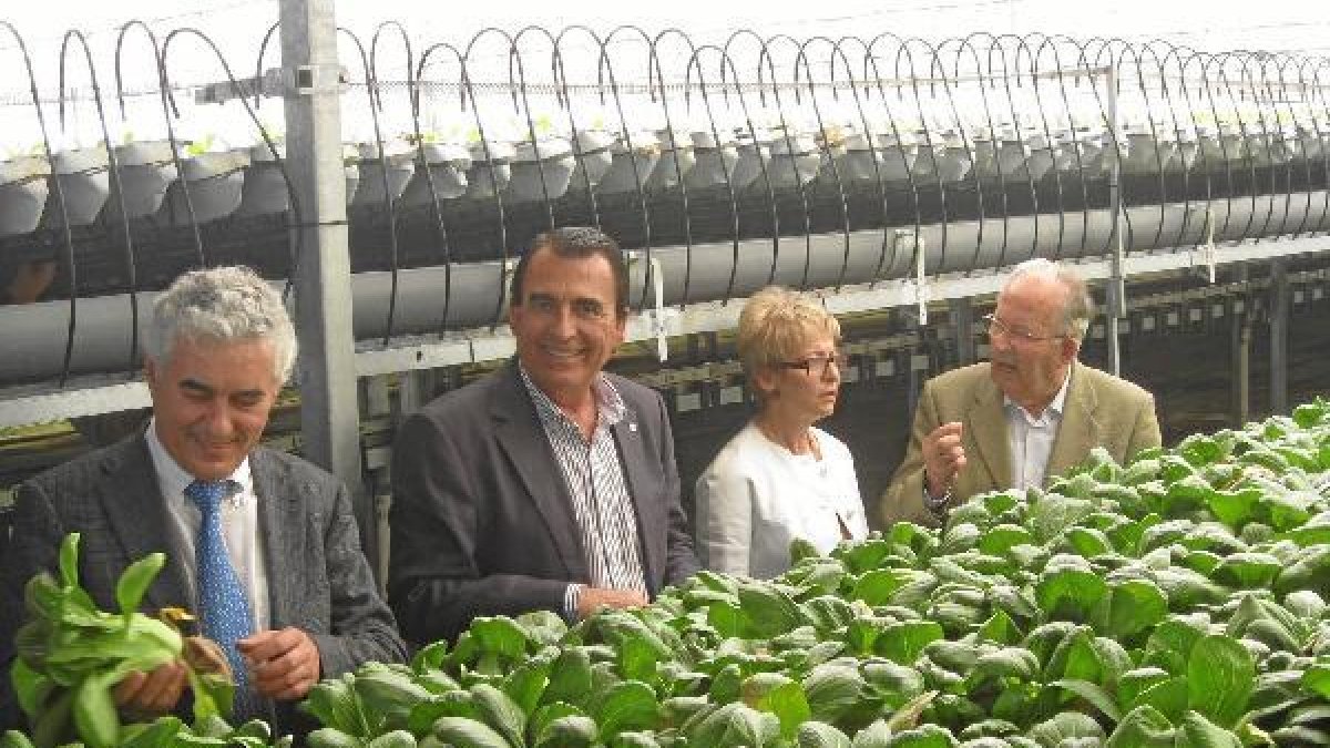 La consejera de Agricultura, Pesca y Desarrollo Rural, Elena Víboras, en su visita hoy a la provinci