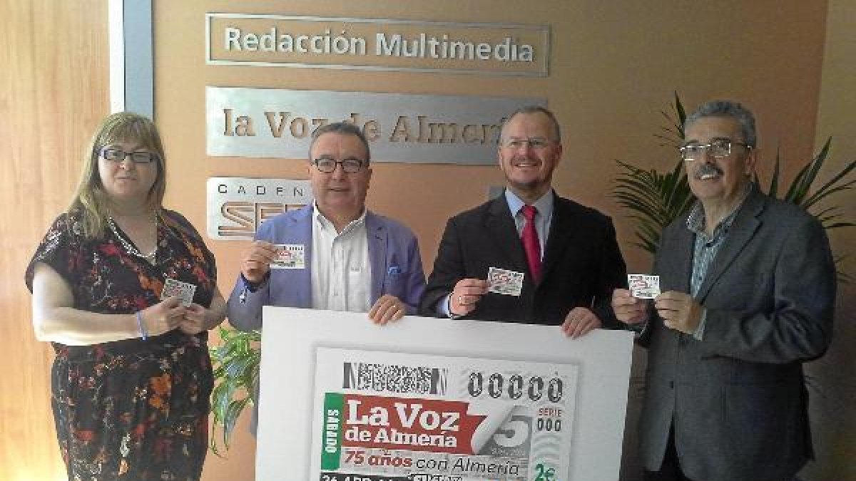 Rosario sedano Dir, ONCE Almería, Pedro M. de la Cruz, Dir. LA VOZ; Patricio Cárceles, Dir. andaluz