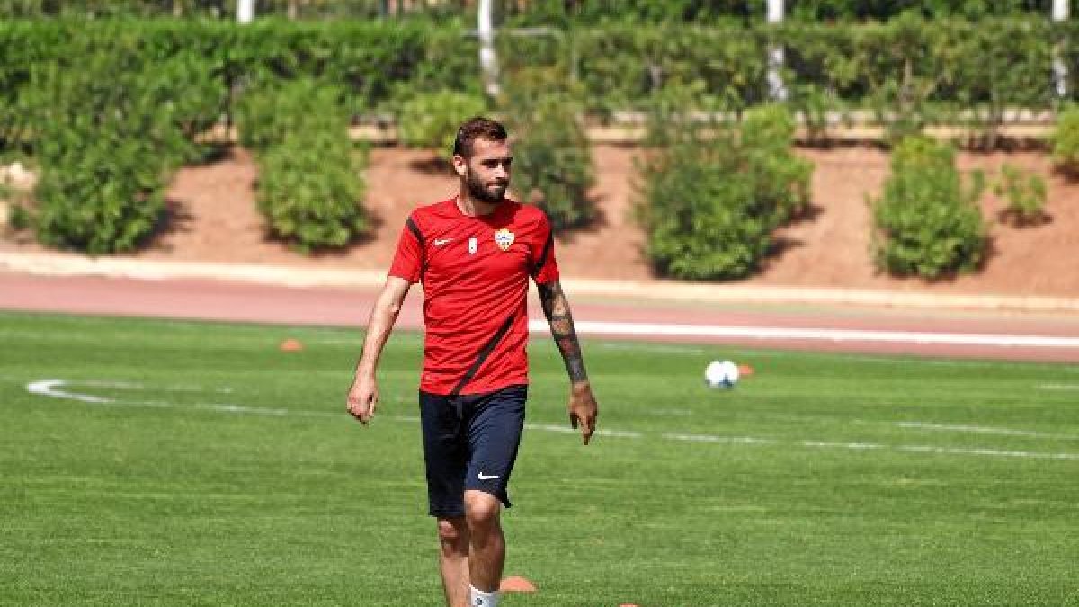 Aleix Vidal el entreno de este miércoles.x,auto