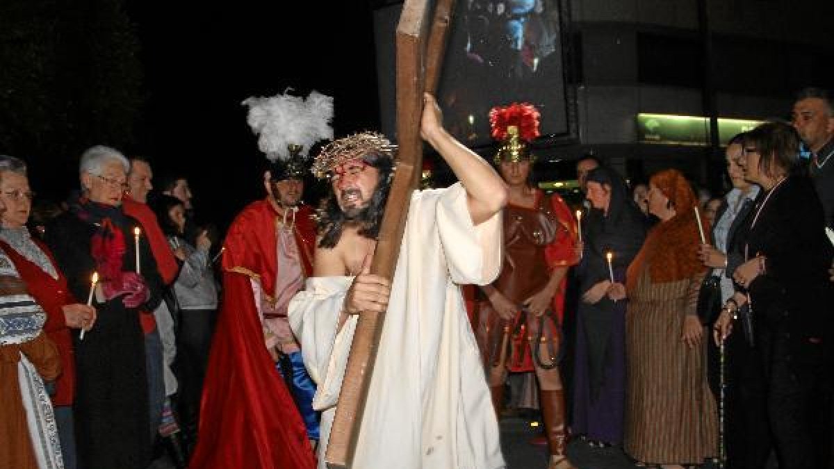 Cerca de 5.000 personas asistieron a la recreación en Gádor.e;c