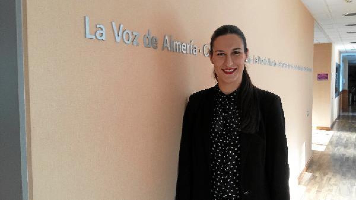 Ana Mar García tiene, a sus 23 años, toda una carrera en el mundo del cante por delante.ty