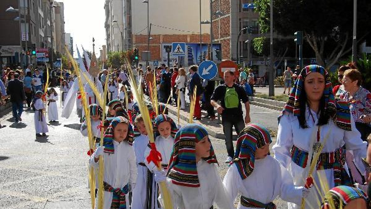 Los niños son los protagonistas del Domingo de ramose;clip:rect