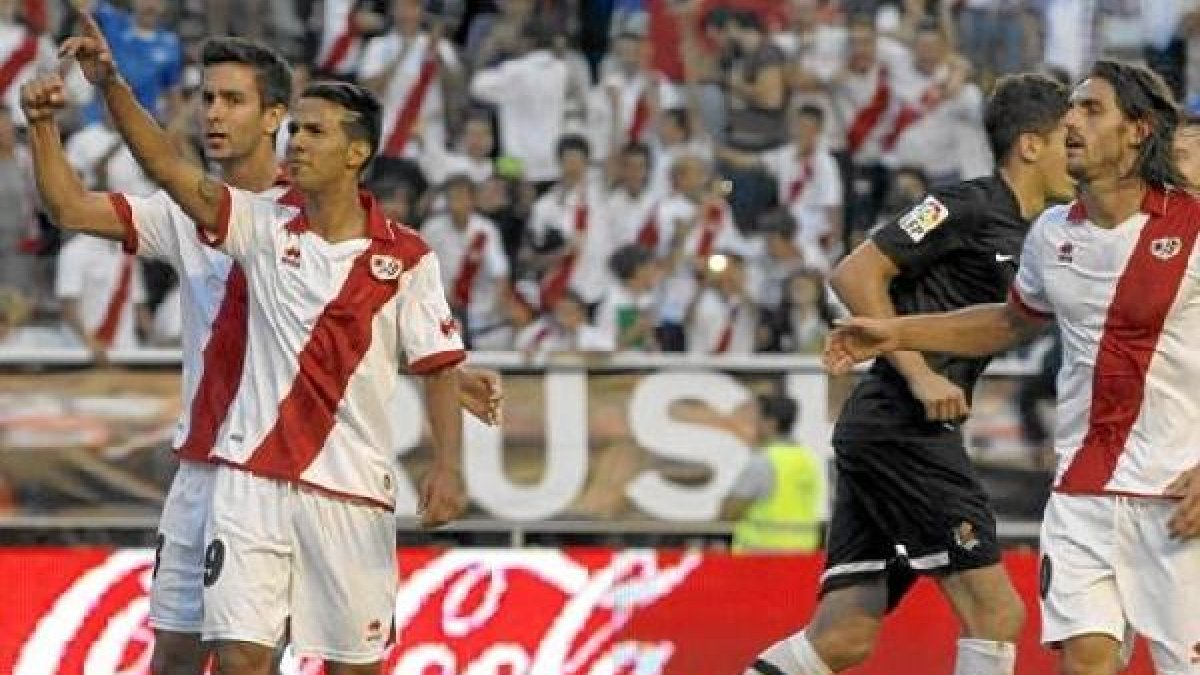 Jonathan Viera se perderá cuatro partidos decisivos.e;clip:rect