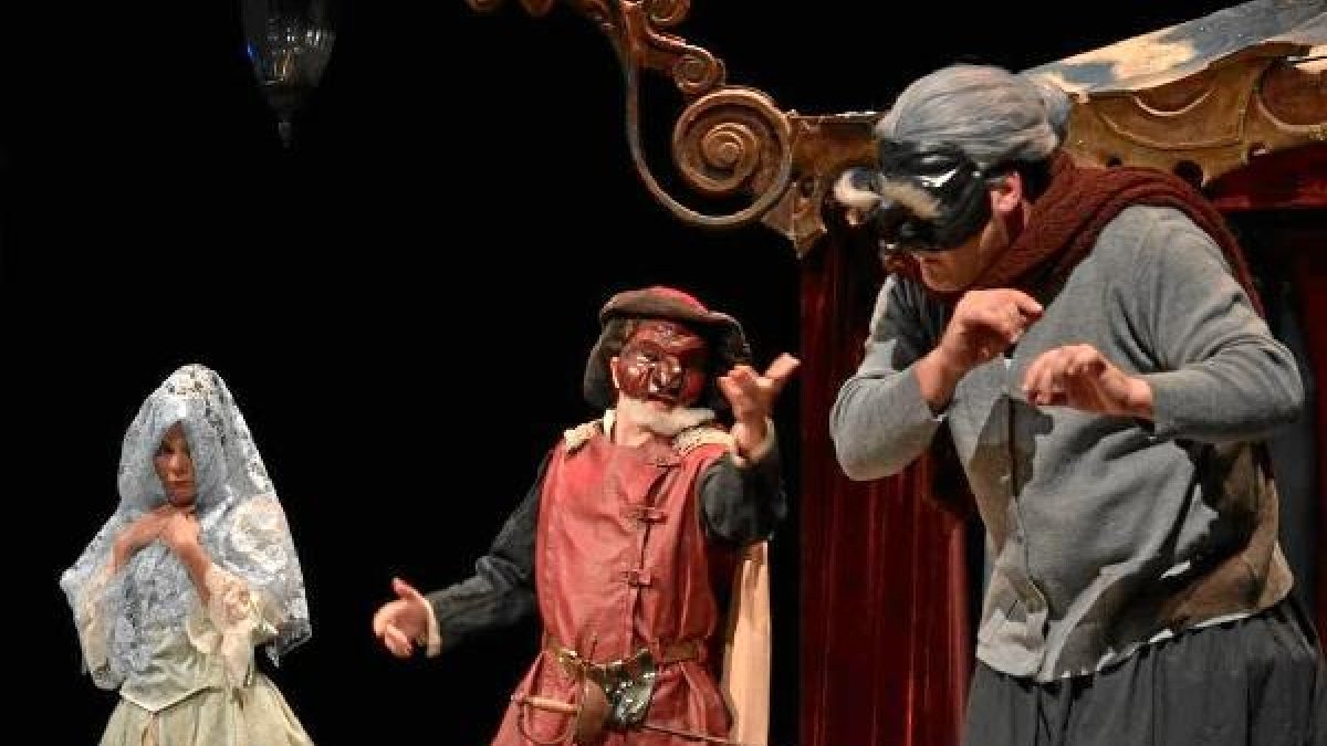 Reymala presenta una versión libre de Lope de Vega. e;clip:rect