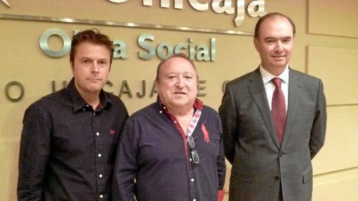 Tirso Calero, Fernando Esteso y José Manuel Alba Torres, ayer en Unicaja.tyle>.apqj{positi