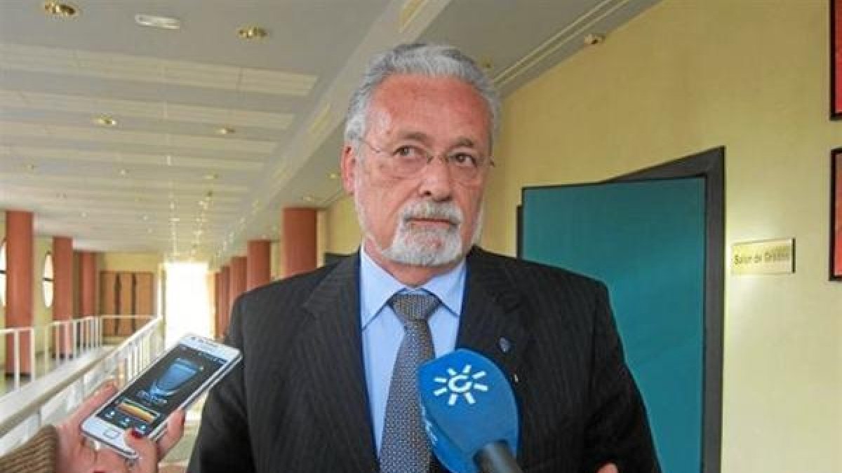 Jesús Maeztu, Defensor del Pueblo Andaluz.x,aut