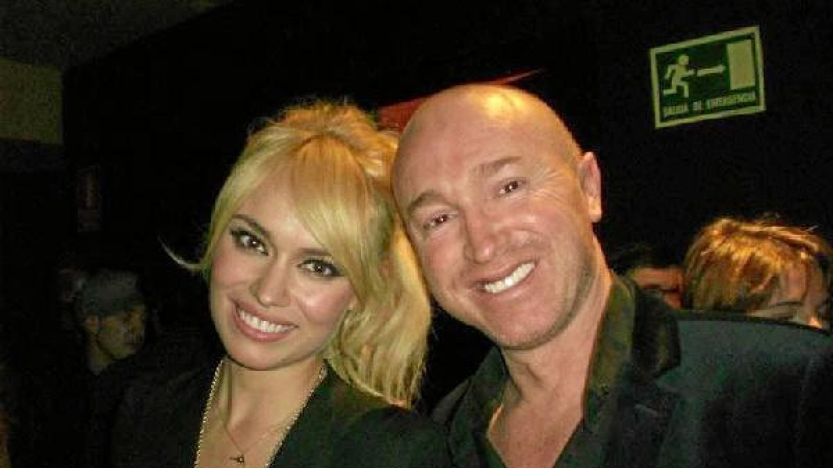 Paco Wandosell, con Patricia Condeo,4