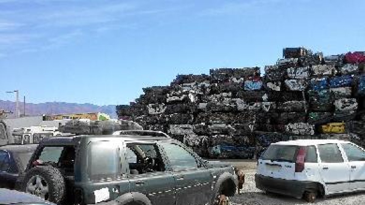 Imagen general de uno de los desguaces de la capital.e;clip:rec