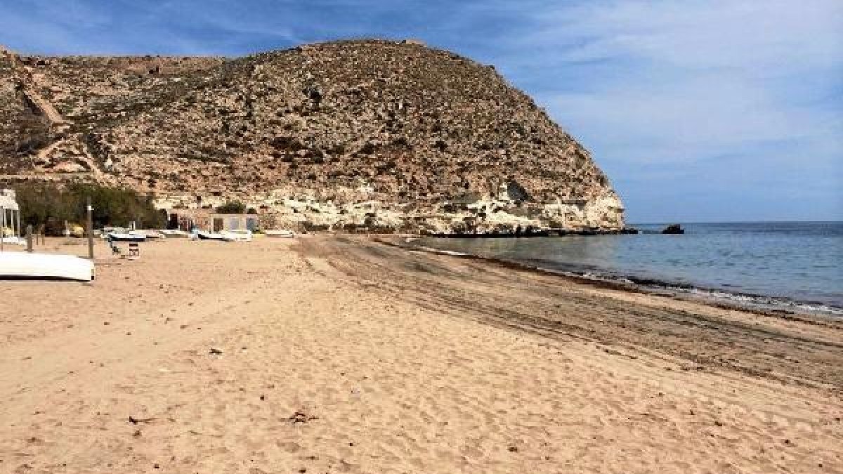 La Playa de Aguamarga es una en las que se actuará.e;clip:rect(
