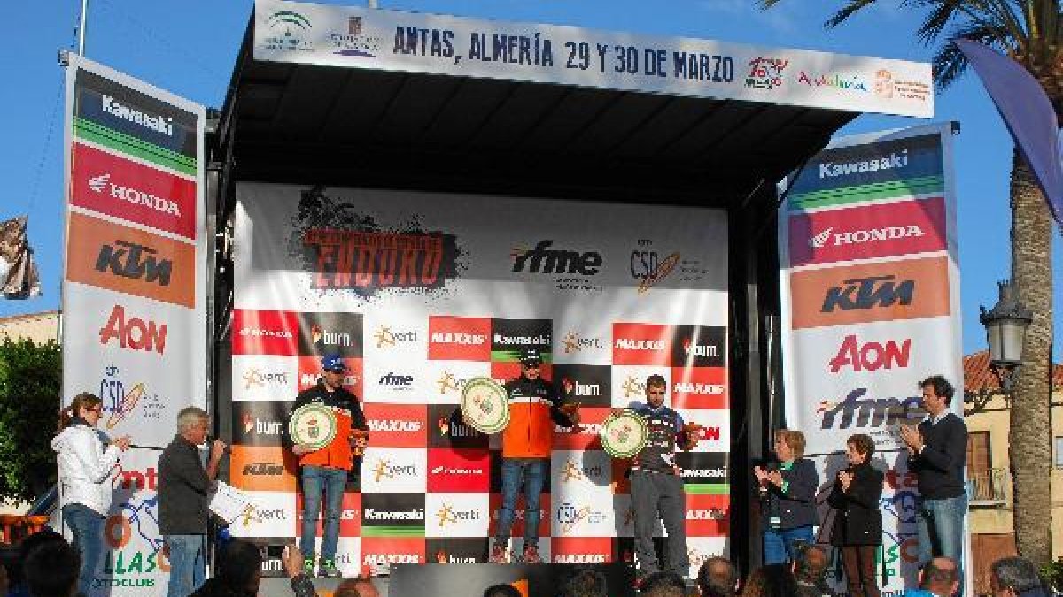 Podio en Antas