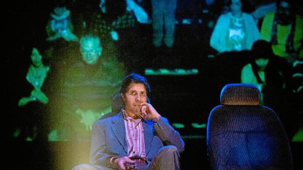 Javier Parra es uno de los protagonistas de la obra.e;clip:rect