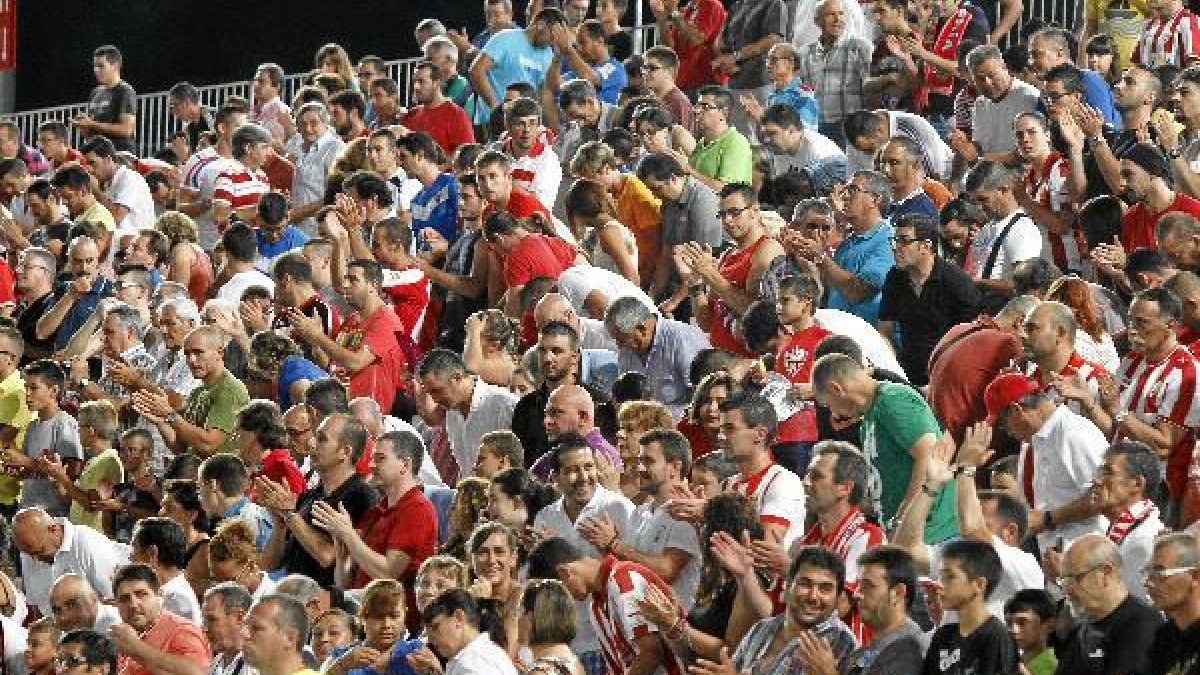 Hay que llenar el Estadio de solidaridadx,auto,