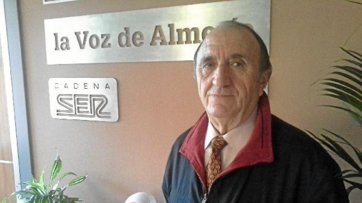 Manolo González, del Banco de Alimentosx,auto,a