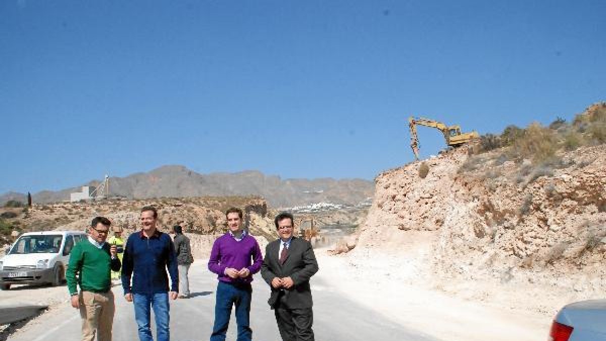 Los representantes políticos en el lugar de las obrase;clip:rec