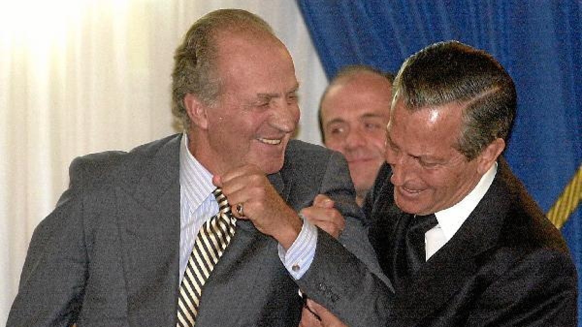 Adolfo Suárez junto al Rey Juan Carlos, su amigo. e;clip:rect(4