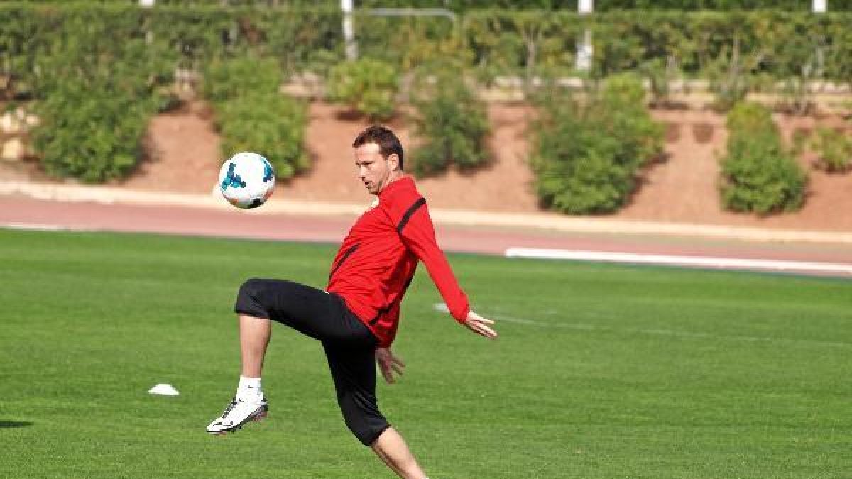 Mané esperaba participar más en el Almería.x,au