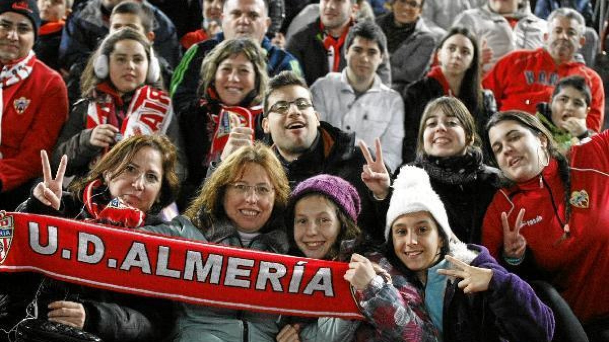 Es el momento de la afición del Almeríax,auto,a