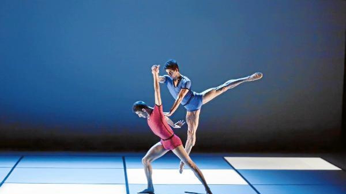 ‘Y’ es una de las piezas que se escenificará hoy. e;clip:rect(4