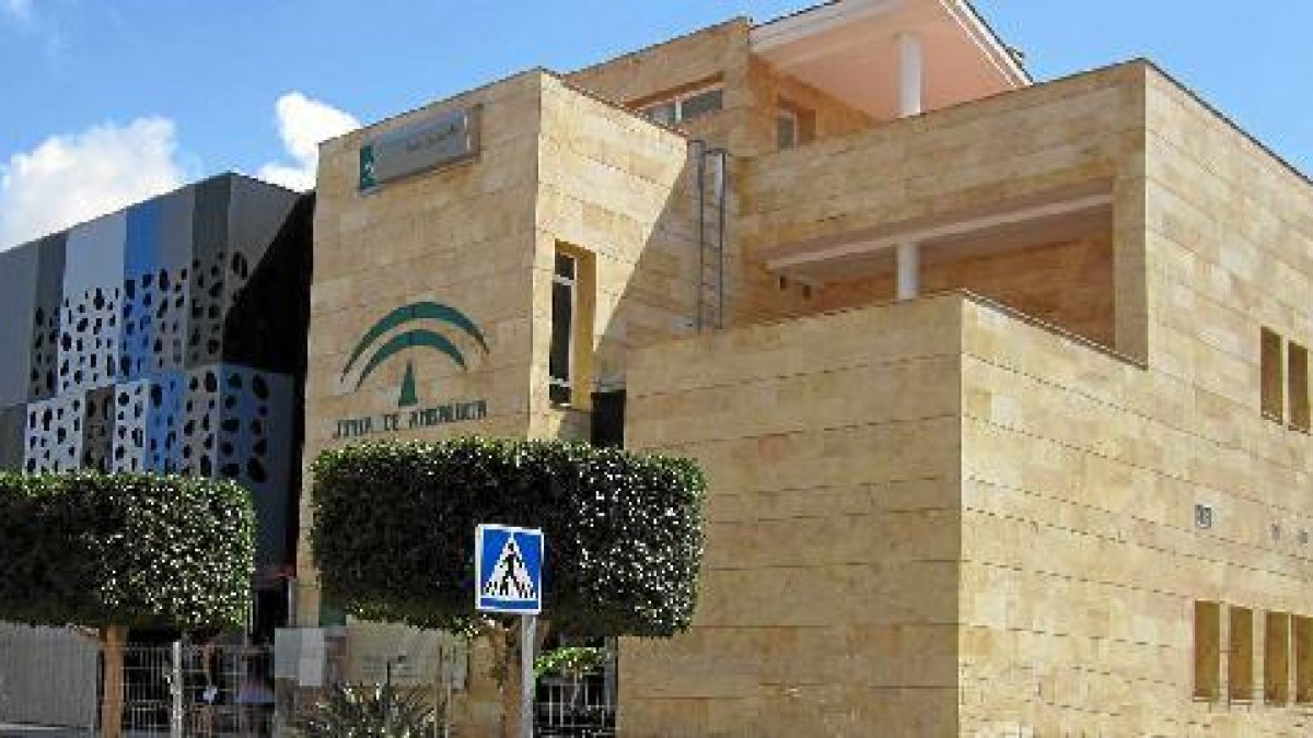 El detenido trabajó varios años en el Centro de Salud de Pulpí.