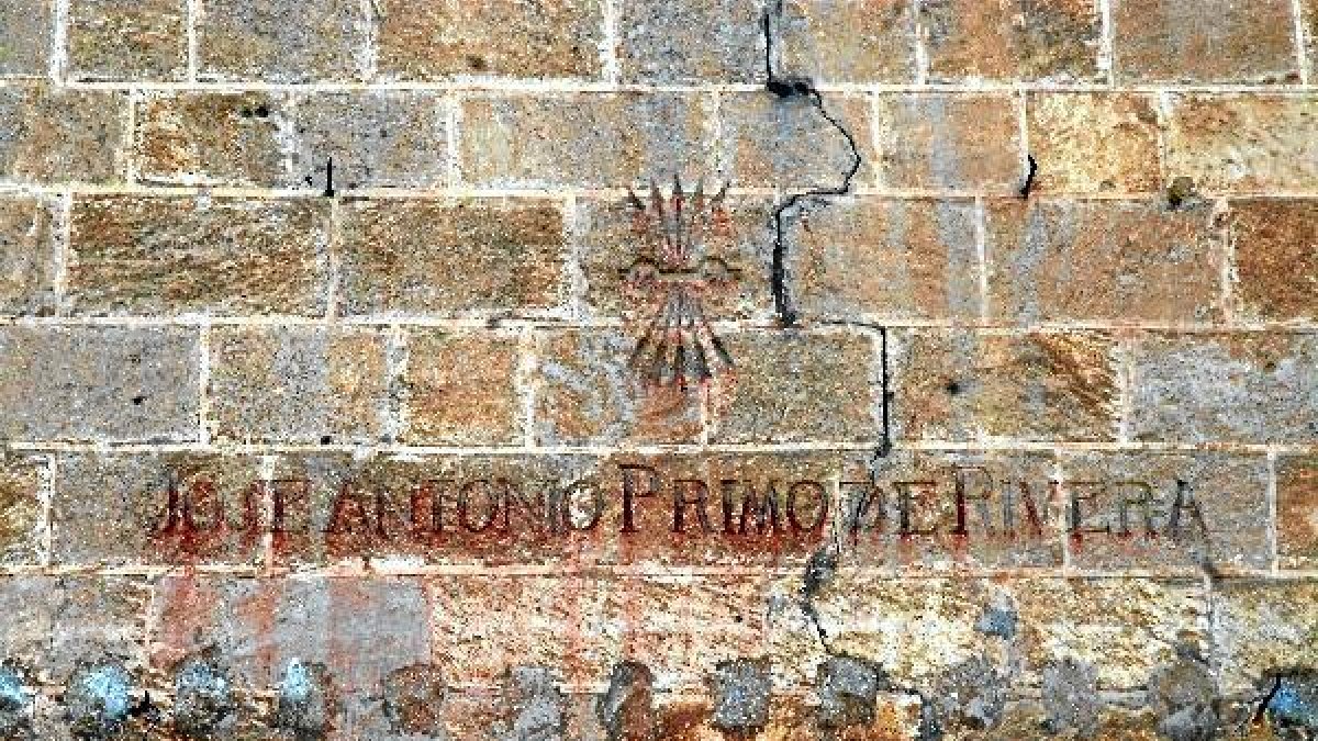 Fachada de la Catedralo,469px);}