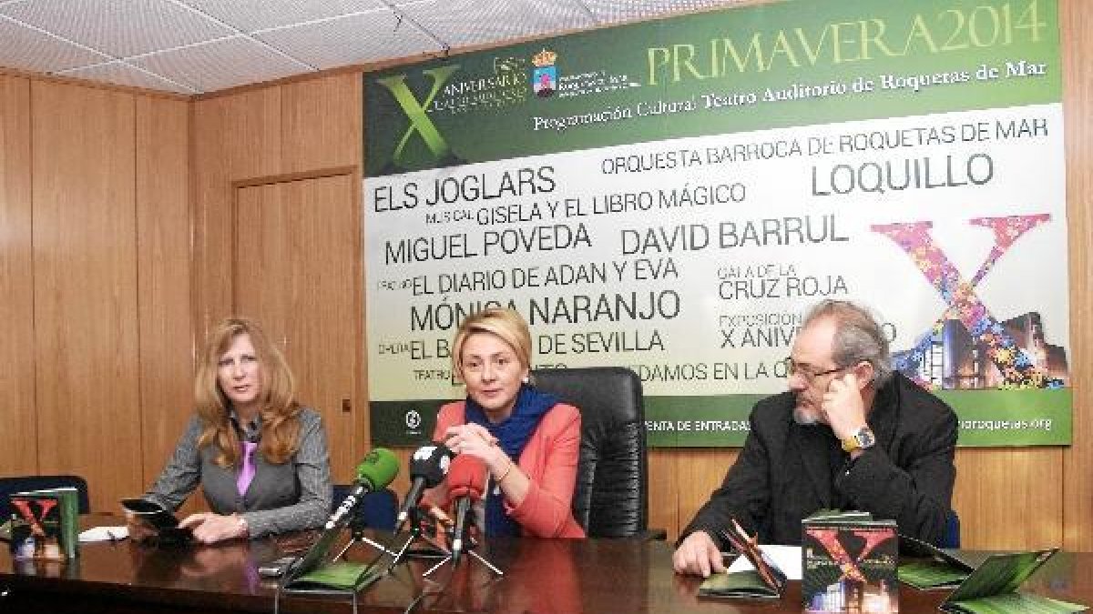 Rueda de prensa en la que se ha presentado la programación de primavera.tyle>.apqj{positio
