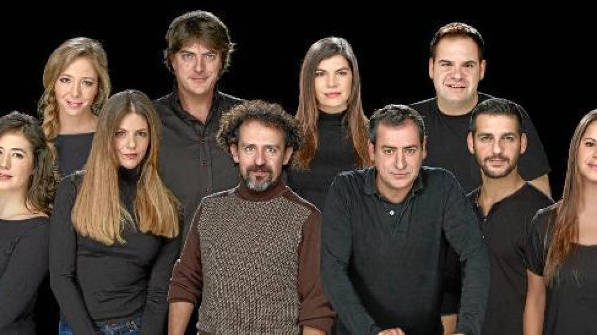 El equipo de ‘Feelgood’, candidata a tres Max. Violeta Ferrer, a la derecha. tyle>.apqj{po
