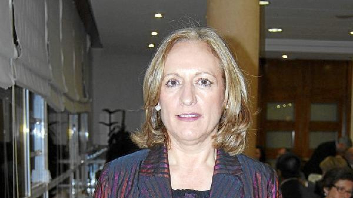 Genoveva Granados ha sido distinguida como enfermera del añoe;c