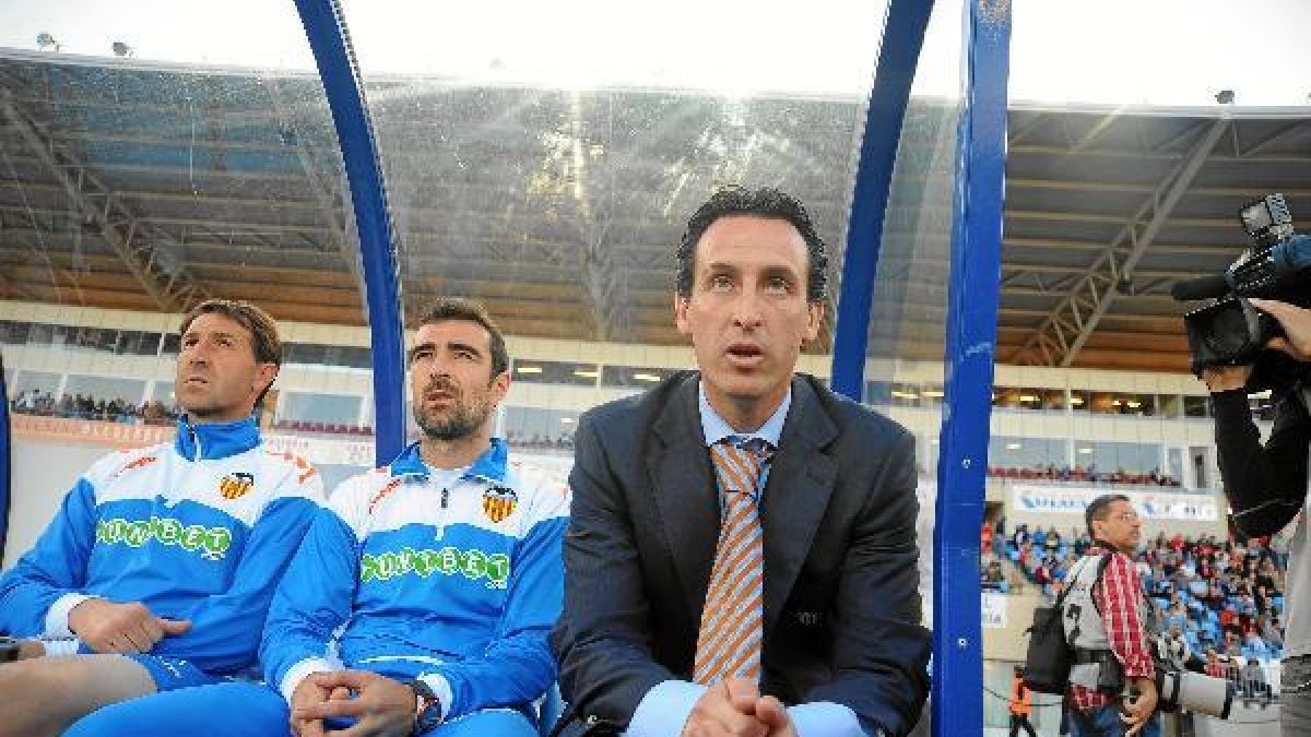 Unai Emery en una visita con el Valencia al Estadio Mediterráneo.tyle>.apqj{position:absol