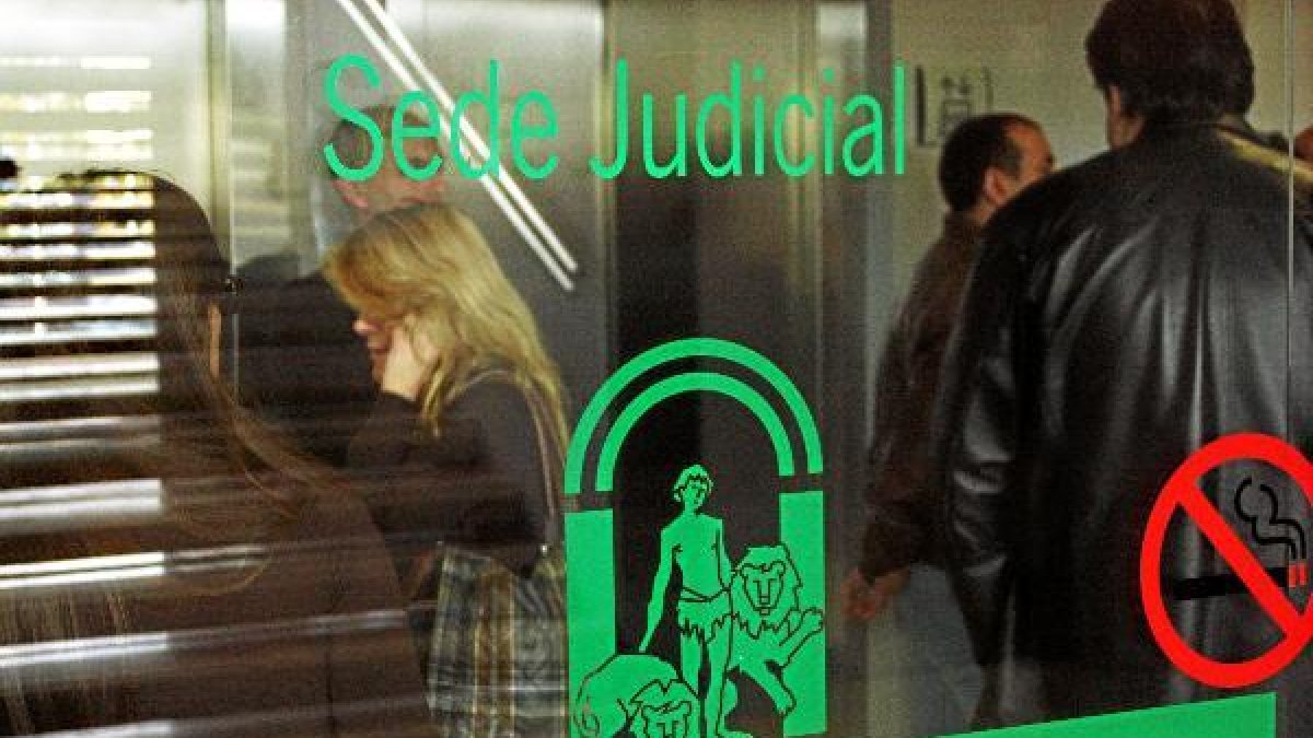 Sede judicial de El Ejidoo,469px);}</